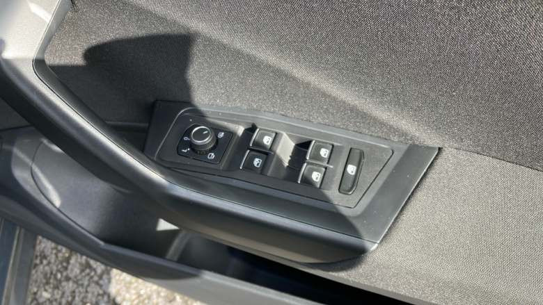 Volkswagen T-Roc 1.0 TSI 110 Black Edition 5dr Petrol Hatchback